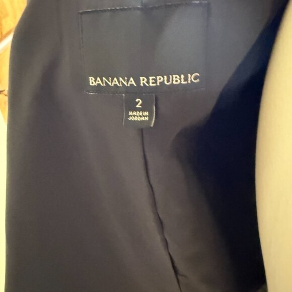 Banana Republic Navy Double Breasted Captain Blazer, Size 2 - Picture 4 of 5